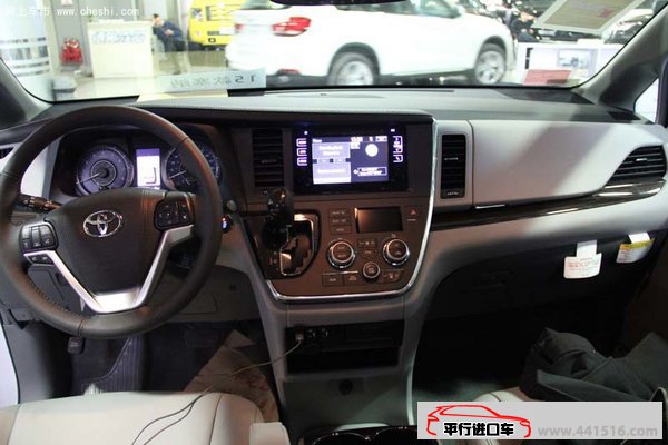 2015款丰田塞纳3.5L四驱版 豪华商务MPV现车44万优惠购