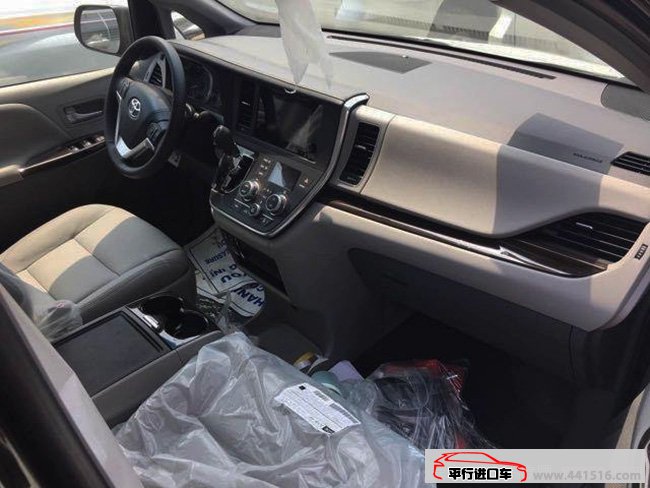 17款丰田塞纳3.5L两驱版经典商务车 现车优惠来袭