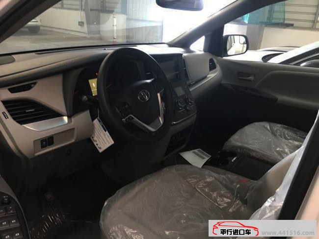 2017款丰田塞纳3.5L四驱标配版 电动门/18轮现车46.5万