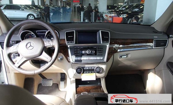 2015款奔驰GL550全力降价 美规版越野性能强悍