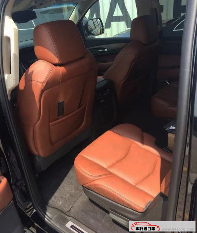 2016款凯迪拉克凯雷德6.2L全尺寸SUV 现车优惠巨献