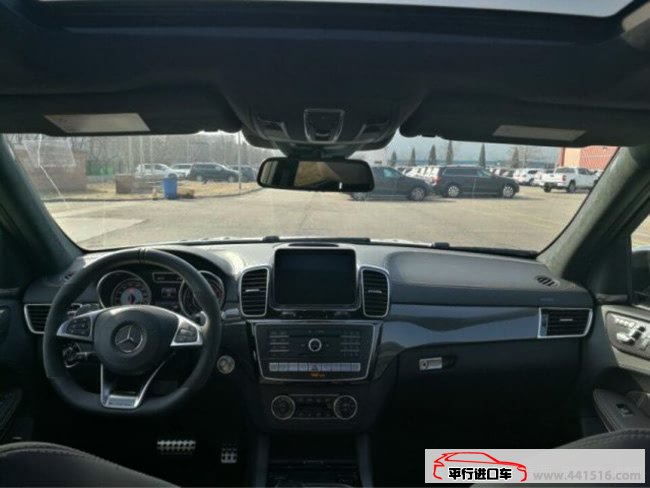 2017款奔驰GLS63AMG加规版 5.5T现车热卖极致畅销