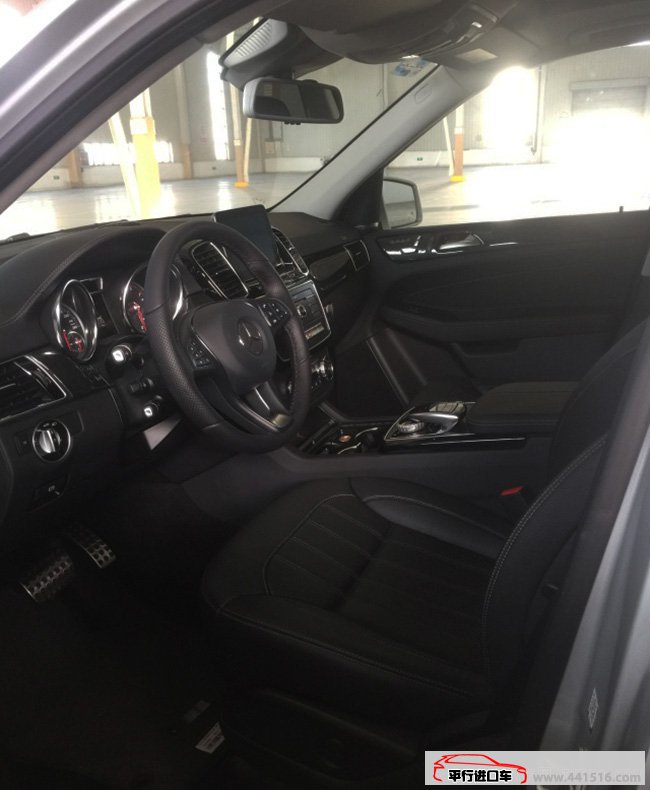 2017款奔驰GLE400墨规版 AMG包围/哈曼音响现车77.5万起