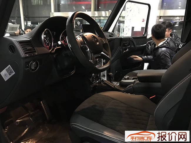 2018款奔驰G550 4x4美规版 天窗/22轮/三差速锁现车330万