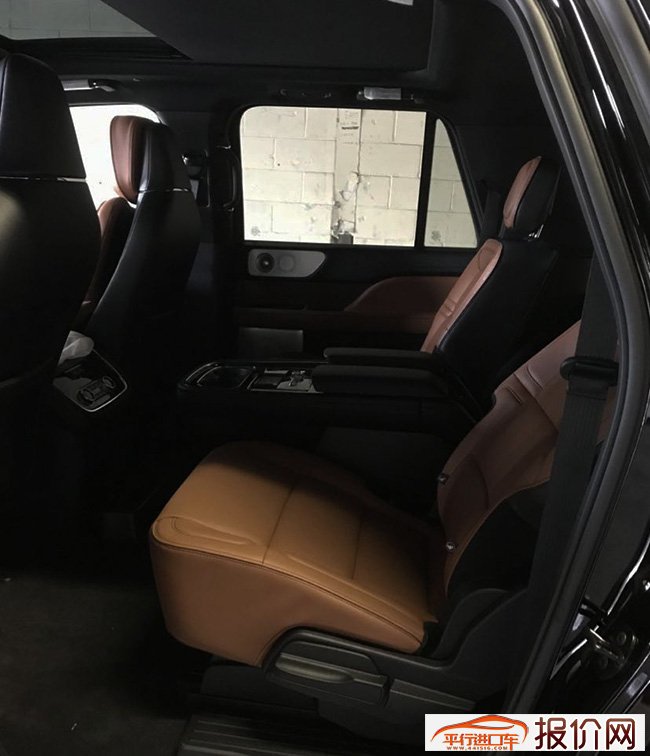 2018款林肯领航员七座SUV 3.0T美规版现车优惠精选