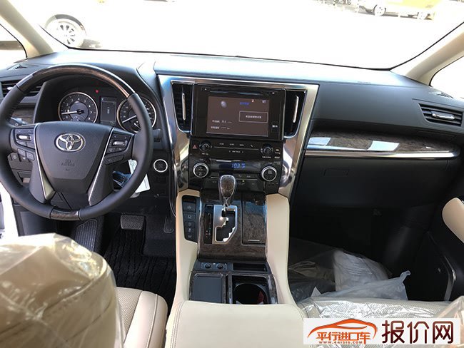 19款丰田埃尔法3.5L中规版 尊贵版豪华MPV现车110万钜惠