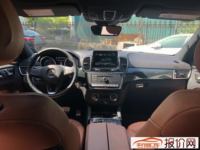 2018款奔驰GLE43AMG加规版 天津港现车优惠起航