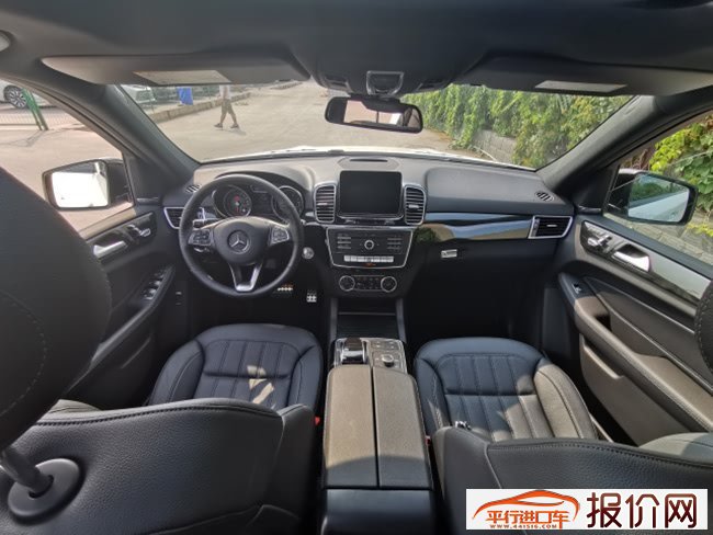 2019款奔驰GLE400加规版 雷测豪华包运动包现车72.5万