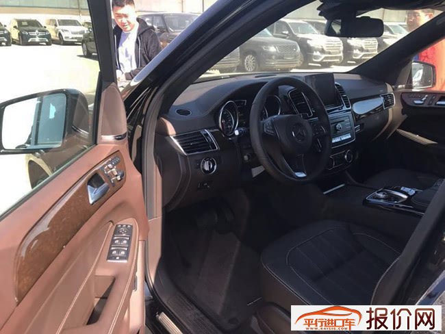 2019款奔驰GLS450美规版 停辅包外观包全景现车93.5万
