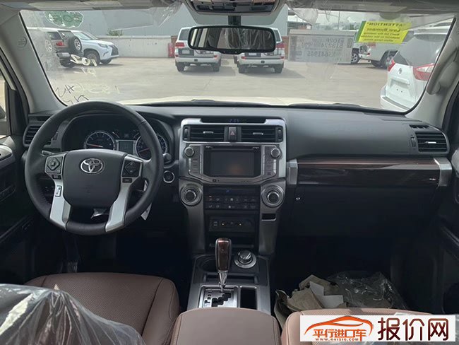2019款丰田超霸4.0L加规版 经典7座SUV尽享极致