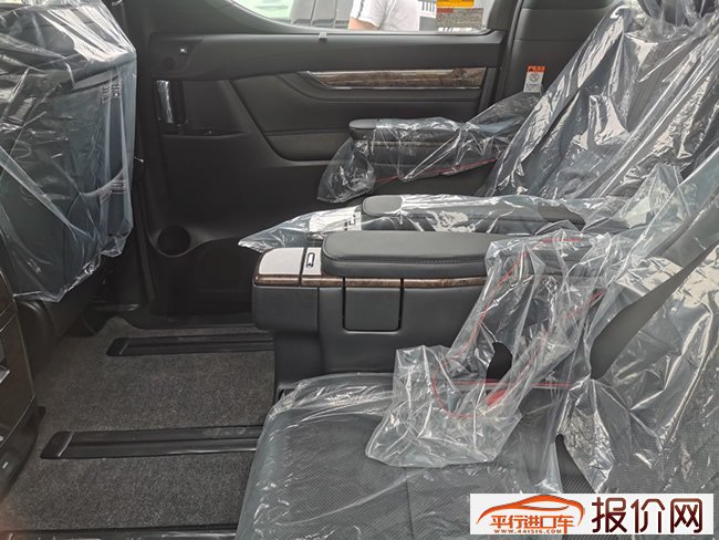 2019款丰田埃尔法3.5L尊贵版 航空座椅/18轮现车101万