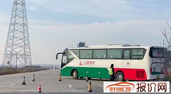 直击上海特斯拉复工首日：单人座大巴运送员工入厂