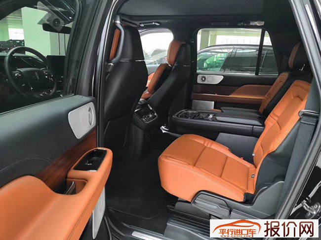 2019款林肯领航员3.5T加规版 豪华SUV优惠专享
