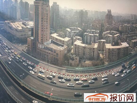 上海：市内交通流量已达往常八九成