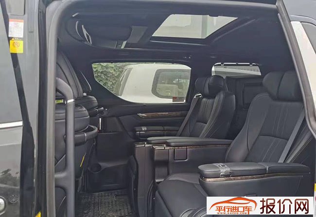 2019款丰田埃尔法3.5L尊贵版 双天窗/航空座椅现车102万