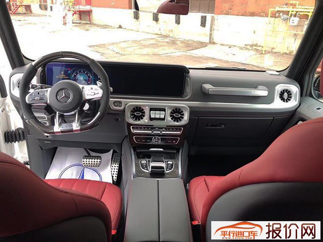 2020款奔驰G63AMG美规版4.0T 保税区现车优惠专享