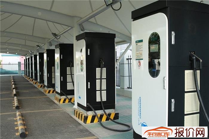 上海新增3000个充电桩 每1.07辆车就能配1台充电桩