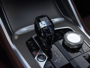 宝马X6售价76.69万元起 欢迎试乘试驾