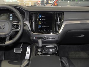 沃尔沃S60新能源促销优惠5万 可试驾