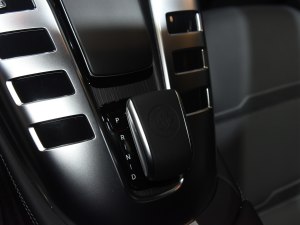 AMG GT平价销售98.48万起 欢迎到店垂询
