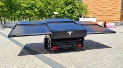 特斯拉首次公布太阳能增程拖车原型 将为电动皮卡“续航”