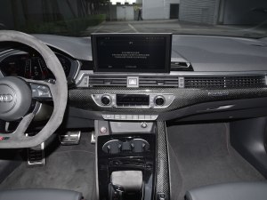 奥迪RS 5平价销售中 售价85.28万元起