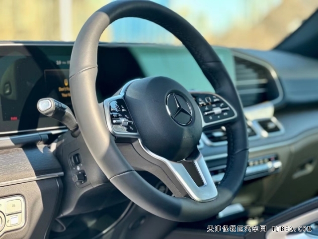 天津港销量之王 奔驰GLS450 六座七座可选 起步价100万 配置多样化
