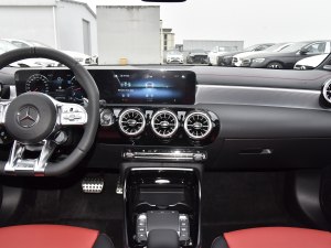 奔驰A级AMG正价销售39.51万起 欢迎垂询