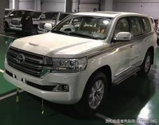 2017款中东版丰田酷路泽4.0L 陆巡现车惠满津城