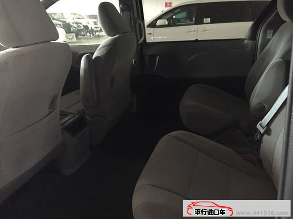 2015款丰田塞纳3.5L两驱运动版 自贸区现车51万特惠