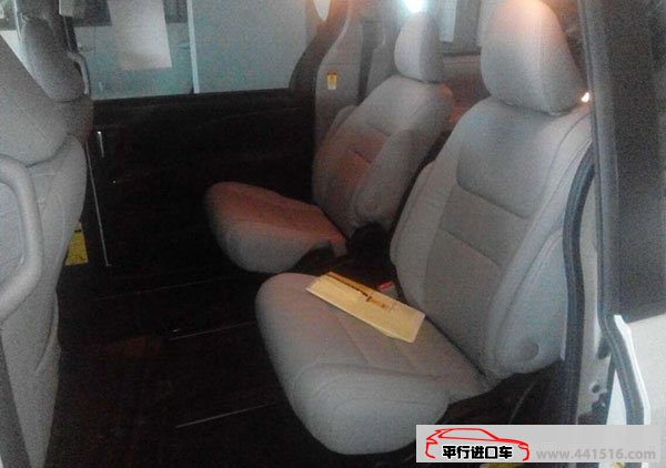2015款丰田塞纳3.5L 天津港现车低价特惠直降