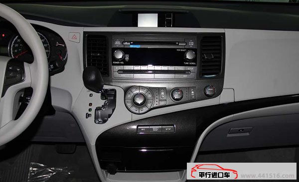 2015款丰田塞纳3.5L商务MPV 进口汽车优惠热卖