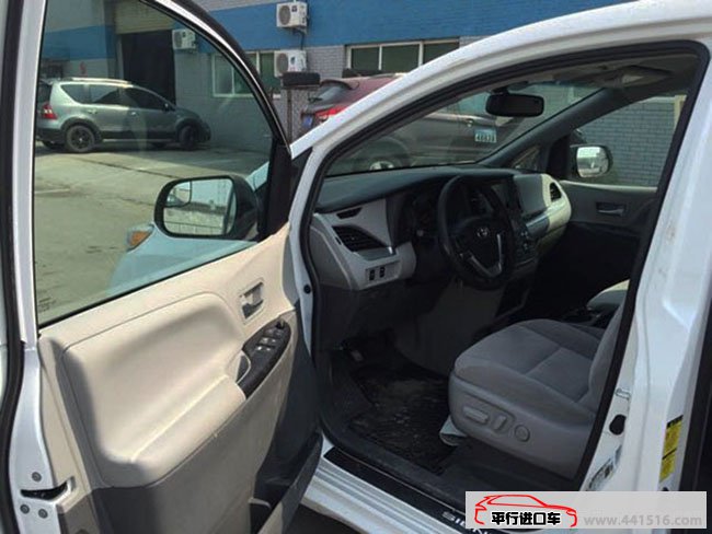 2016款丰田塞纳3.5L四驱版 平行进口现车让利专享