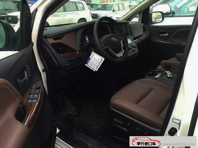 2016款丰田塞纳3.5L四驱版MPV 电动门/18轮现车49.7万