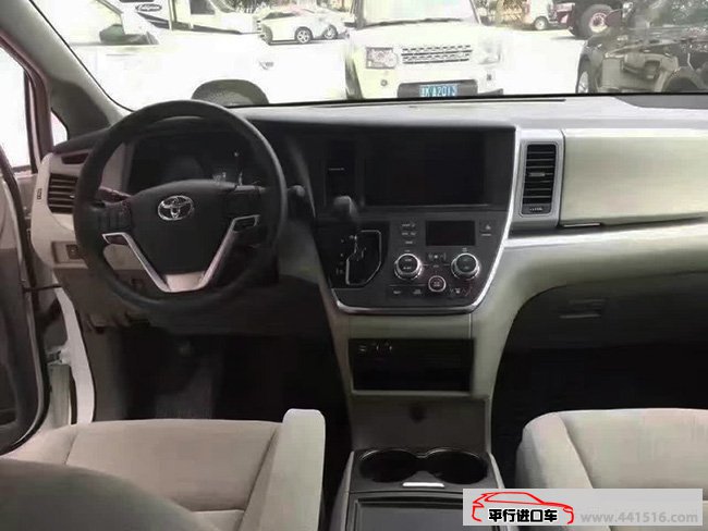 2016款丰田塞纳3.5L加规版商务车 现车优惠促销