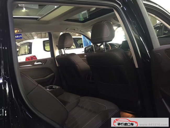 2017款奔驰GLS450全尺寸SUV 平行进口现车尽享