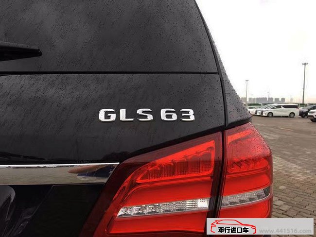 2017款奔驰GLS63AMG加规版 5.5T V8现车震撼让利
