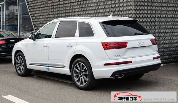 2016款奥迪Q7欧规版3.0T 全尺寸SUV天津港现车优惠季