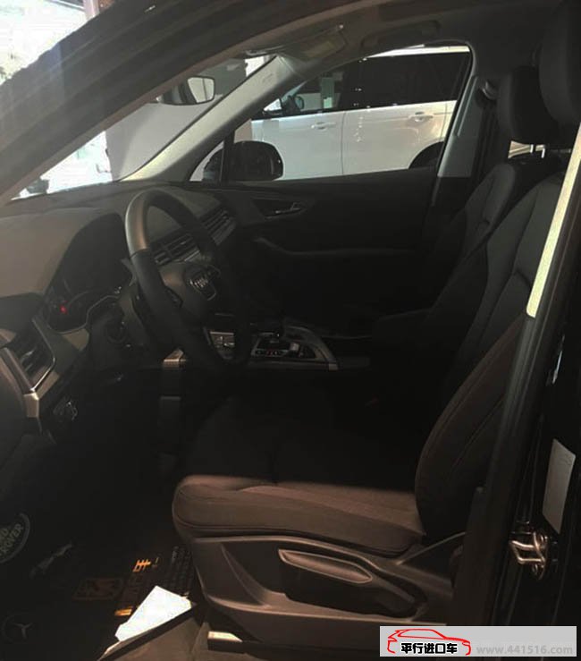 2016款奥迪Q7欧规版3.0T 全尺寸SUV现车震撼让利